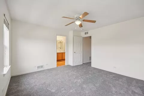 2486 Georgetown Cir, Aurora, IL 60503 photo 21