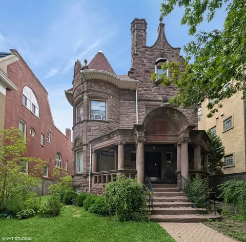 4516 N Sheridan Rd, Chicago, IL 60640