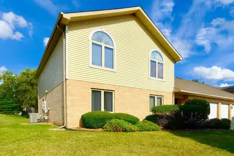 174 Barbara Jean Ln #1, Joliet, IL 60436