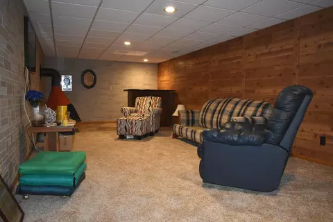 105 Jefferson St, Benson, IL 61516 photo 28