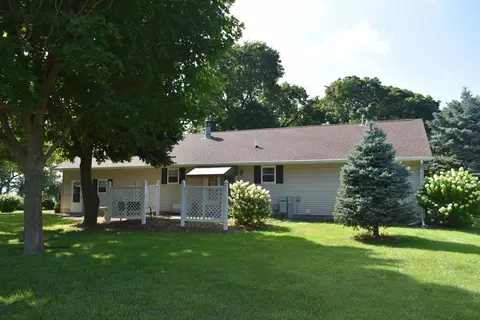 105 Jefferson St, Benson, IL 61516 photo 33