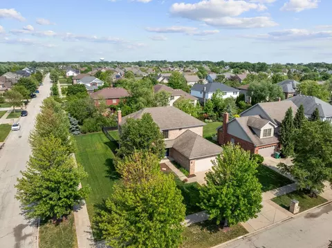 View/Area - 1215 Pendleton Dr, Lemont, IL 60439 photo 2 of 5