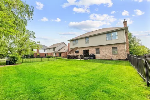 Other - 1215 Pendleton Dr, Lemont, IL 60439 photo 2 of 3