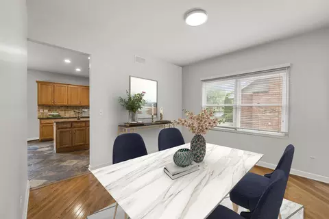 Dining - 1215 Pendleton Dr, Lemont, IL 60439 photo 2 of 2
