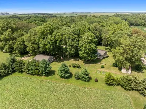 15938 E 550 North Rd, Heyworth, IL 61745
