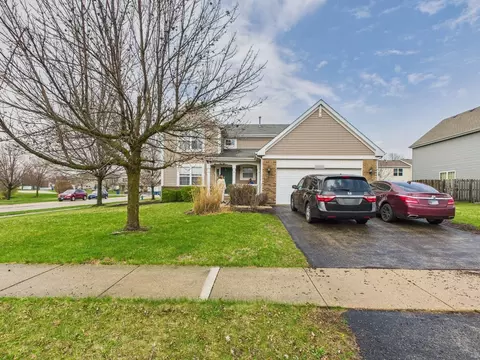 21460 Prestwick Dr, Crest Hill, IL 60403