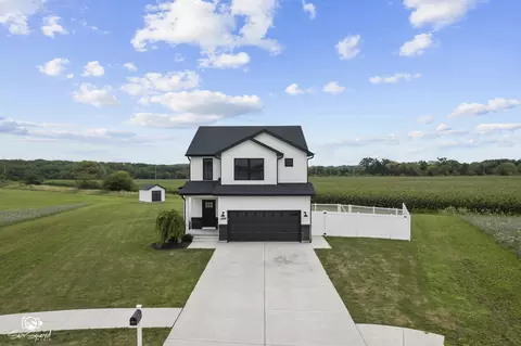 1405 Navajo Ct, Kankakee, IL 60901