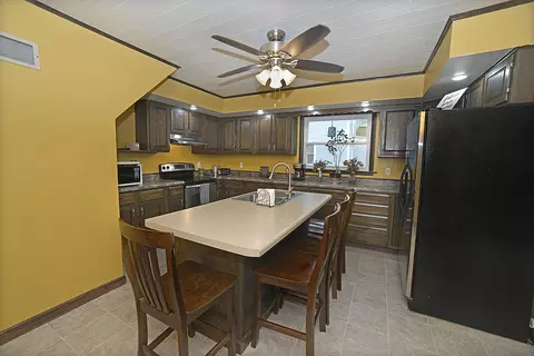 623 Cornell St, Ottawa, IL 61350 photo 7
