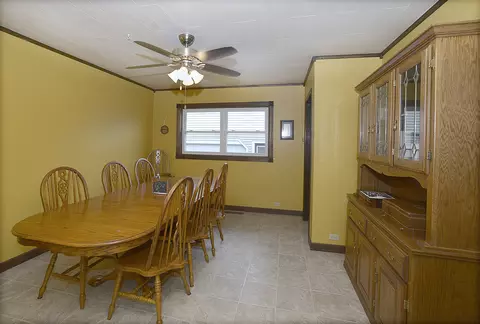 623 Cornell St, Ottawa, IL 61350 photo 8