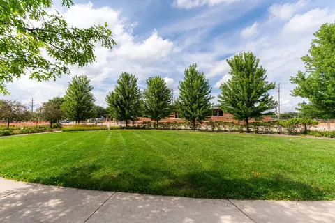 119 E Railroad Ave, Bartlett, IL 60103 photo 4
