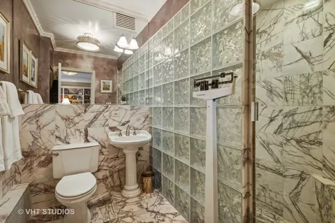 Bath - 20 E Cedar St #8B, Chicago, IL 60610 photo 3 of 3