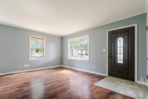 Living - 307 Meadows Ave, Bloomington, IL 61701 photo 1 of 3
