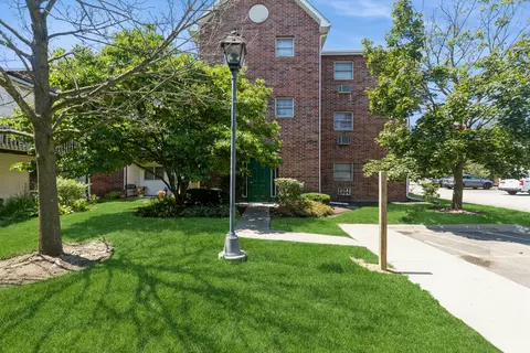 551 Leah Ln #3F, Woodstock, IL 60098