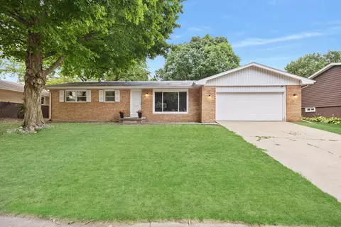 210 Arlington Dr, Normal, IL 61761