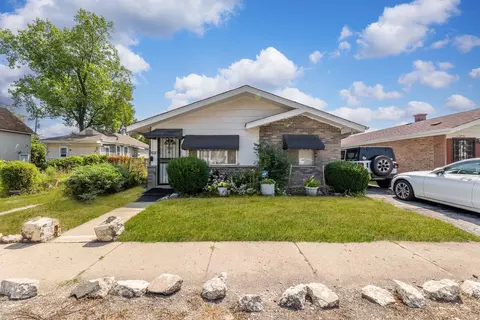 14727 Wood St, Harvey, IL 60426