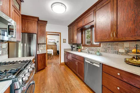 Kitchen - 856 Margret St, Des Plaines, IL 60016 photo 2 of 4