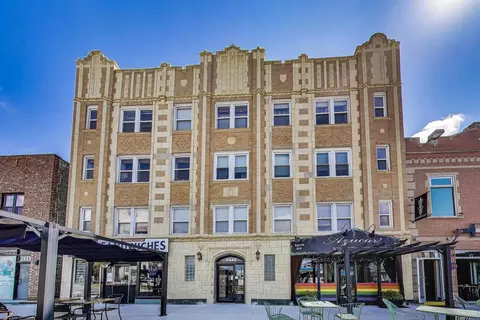 2649 N Kedzie Ave #4B, Chicago, IL 60647