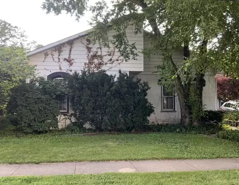 Exterior - 552 Orange St, Elgin, IL 60123 photo 2 of 3