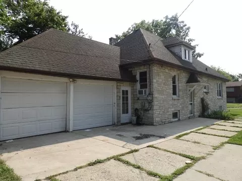 1301 Park Ave, North Chicago, IL 60064