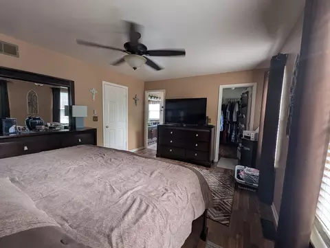 1230 Spring Creek Rd, Elgin, IL 60120 photo 10