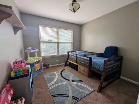 1230 Spring Creek Rd, Elgin, IL 60120 photo 14