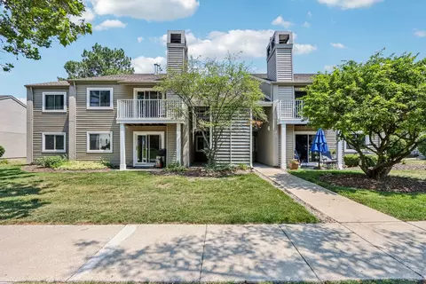 45 Orchard Ter #7, Lombard, IL 60148