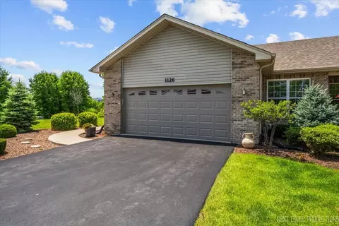 1126 Mandalay Ln #1126, Bolingbrook, IL 60490