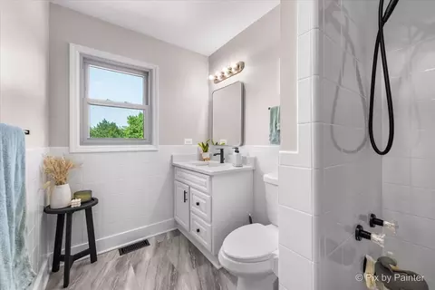 906 Edward St, Wheeling, IL 60090 photo 24