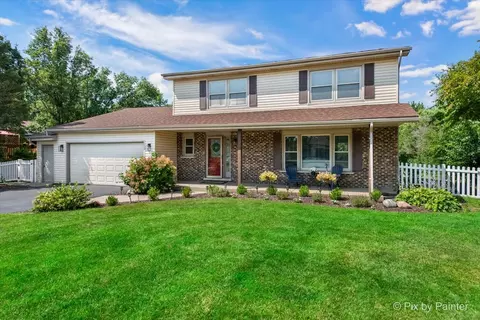 906 Edward St, Wheeling, IL 60090 photo 1