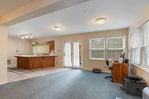 Living - 542 E Prospect Ave, Lake Bluff, IL 60044 photo 5 of 5