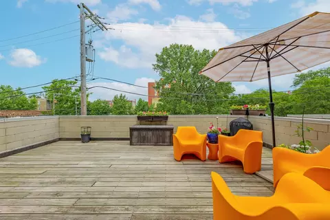 74 E Pershing Rd #2, Chicago, IL 60653 photo 9