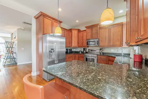 74 E Pershing Rd #2, Chicago, IL 60653 photo 7