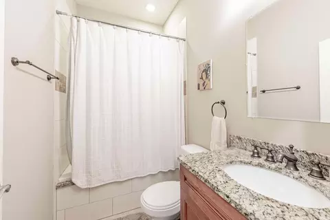 74 E Pershing Rd #2, Chicago, IL 60653 photo 17