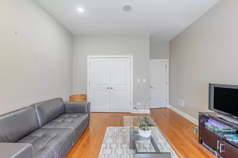 74 E Pershing Rd #2, Chicago, IL 60653 photo 19