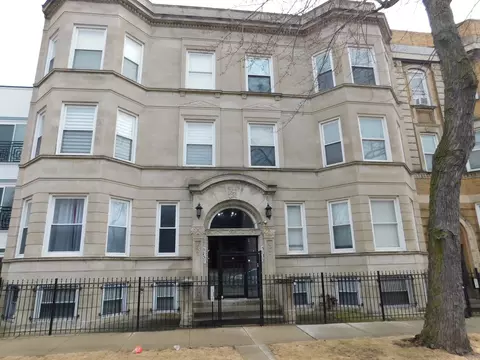 5837 S Calumet Ave #2S, Chicago, IL 60637