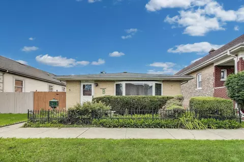 4121 Maple Ave, Lyons, IL 60534