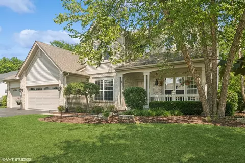 779 Lipizzan Ln, Wauconda, IL 60084