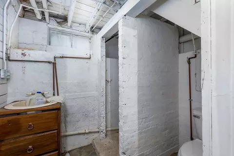 Bath - 452 Pine St, Marseilles, IL 61341 photo 2 of 2