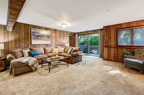 Other - 8141 Ridgepointe Dr, Burr Ridge, IL 60527 photo 4 of 8