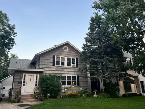 325 7th Ave, La Grange, IL 60525
