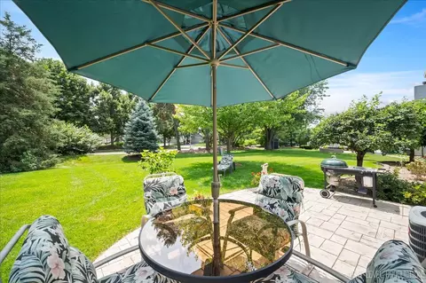 Exterior - 1439 Huntcliff Rd, Bartlett, IL 60103 photo 5 of 6