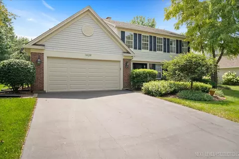 Exterior - 1439 Huntcliff Rd, Bartlett, IL 60103 photo 2 of 6