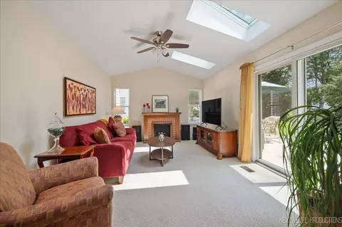 Living - 1439 Huntcliff Rd, Bartlett, IL 60103 photo 2 of 2