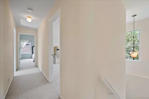 Entry Way - 1439 Huntcliff Rd, Bartlett, IL 60103 photo 3 of 3