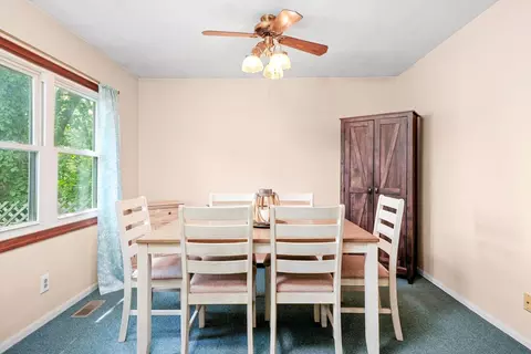 913 W Main St, Cary, IL 60013 photo 10