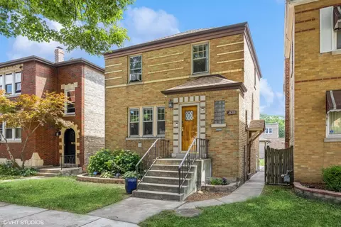 1635 Euclid Ave, Berwyn, IL 60402