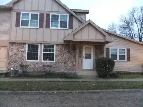 413 Muirwood Ct, Vernon Hills, IL 60061