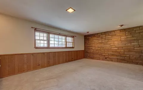 410 Dover Dr, Des Plaines, IL 60018 photo 19