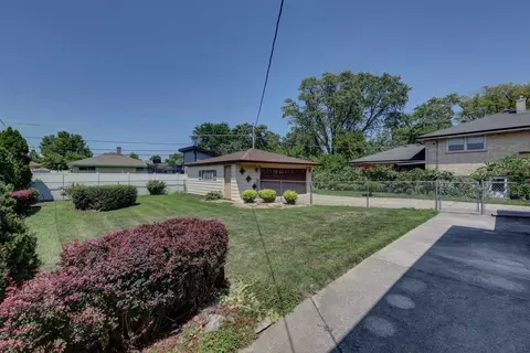 410 Dover Dr, Des Plaines, IL 60018 photo 27