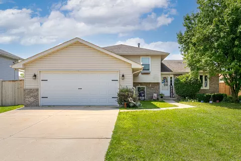 6912 Cottie Dr, Joliet, IL 60431